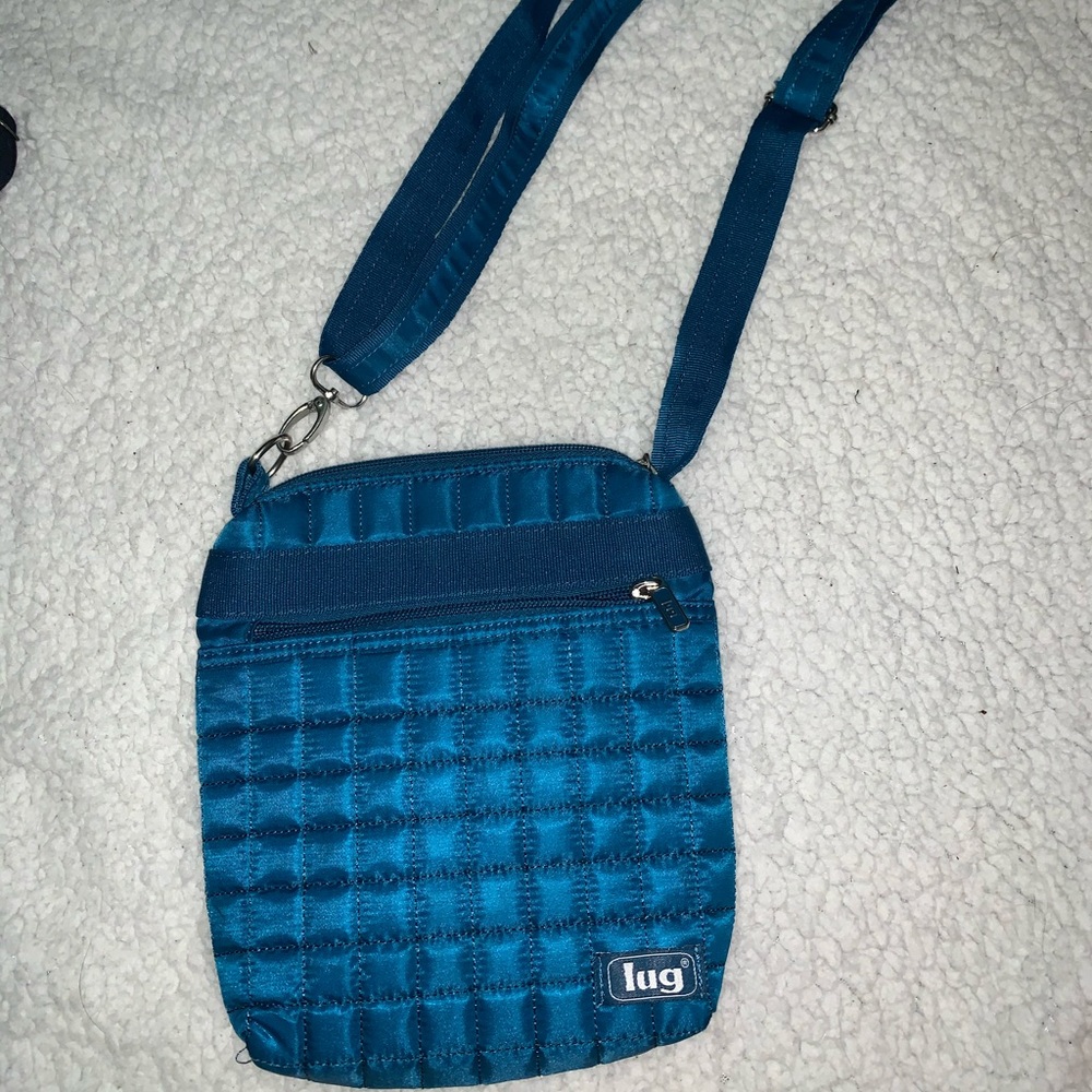 blue crossbody bag